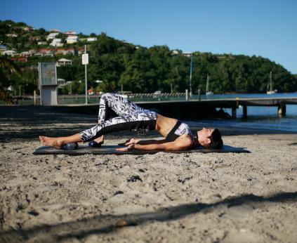 Amandine Brasselet | Happy Pilates Gym : Coach Pilates Bordeaux (Le Bouscat, Blanquefort, Mérignac, Bassens, Le Hallain) / Renforcement musculaire Bordeaux (Le Bouscat, Blanquefort, Mérignac, Bassens, Le Hallain)