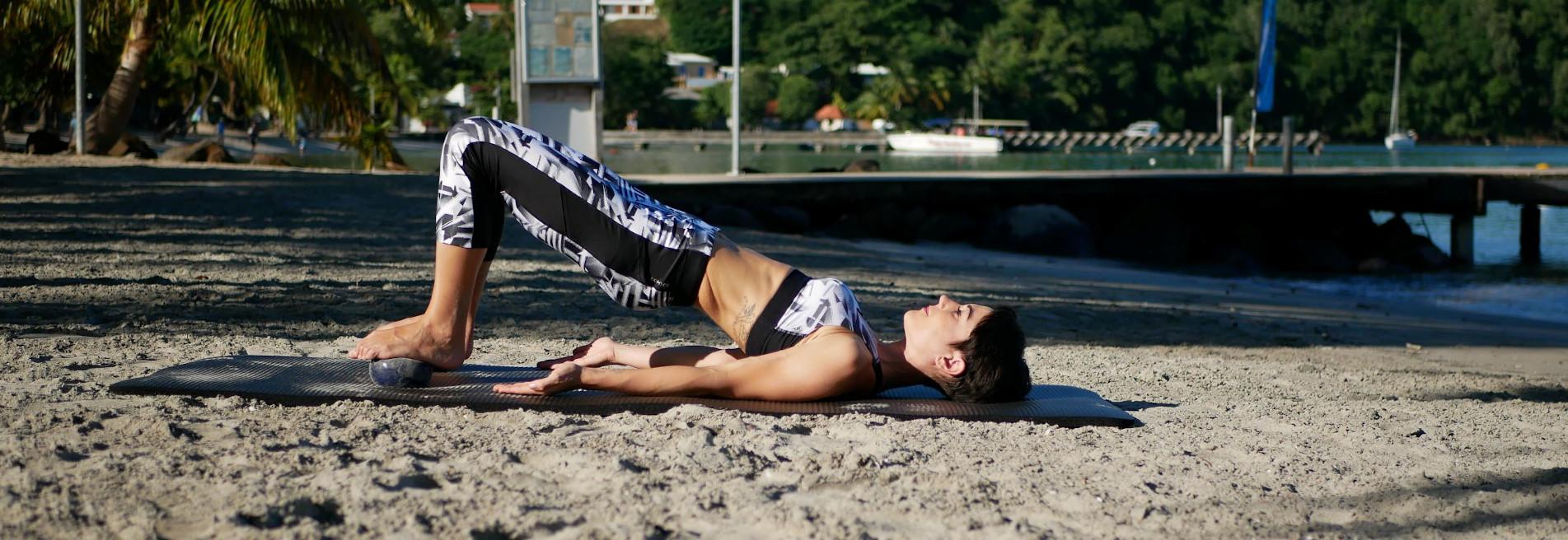 Shoulder Bridge avec balles lestées Decathlon